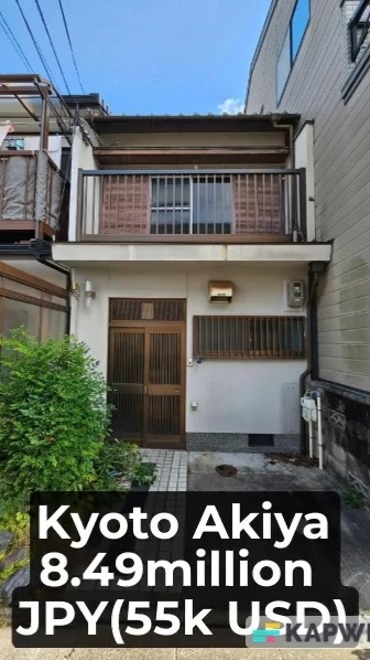 Kyoto House good for airbnb【airbnb-able】
● Price / ¥8,490,000(55kUSD)
● Property Address
Kyoto City, Fushimi Ward, Fukakusa Ishizumi-yama
● Transportation
Kintetsu Kyoto Line “Fushimi Station” approx. 12 min walk
Keihan Main Line “Fujimori Station” approx. 12 min walk
● Surroundings / Environment
Quiet residential area / Vacant house / For sale land rights / Ownership
● Land
Land area: 42.87㎡
Ownership type: Freehold
● Building
Wooden structure / Built April 1974
2-story building
Total floor area: 58.32㎡ (1F: 32.40㎡, 2F: 25.92㎡)
● Utilities
City water, City gas, Public sewage system
For Renovations and Airbnb Property Management, leave it to us!
We provide full support—from design and renovation to complete Airbnb hosting management.
Feel free to contact us anytime!
#JapanRealEstate #KyotoProperty
#RealEstateJapan #akiya #airbnbjapan #airbnbmanagement #renovations